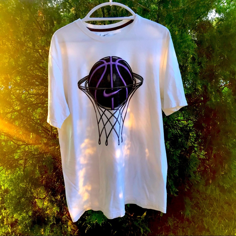 Nike graphic tee
